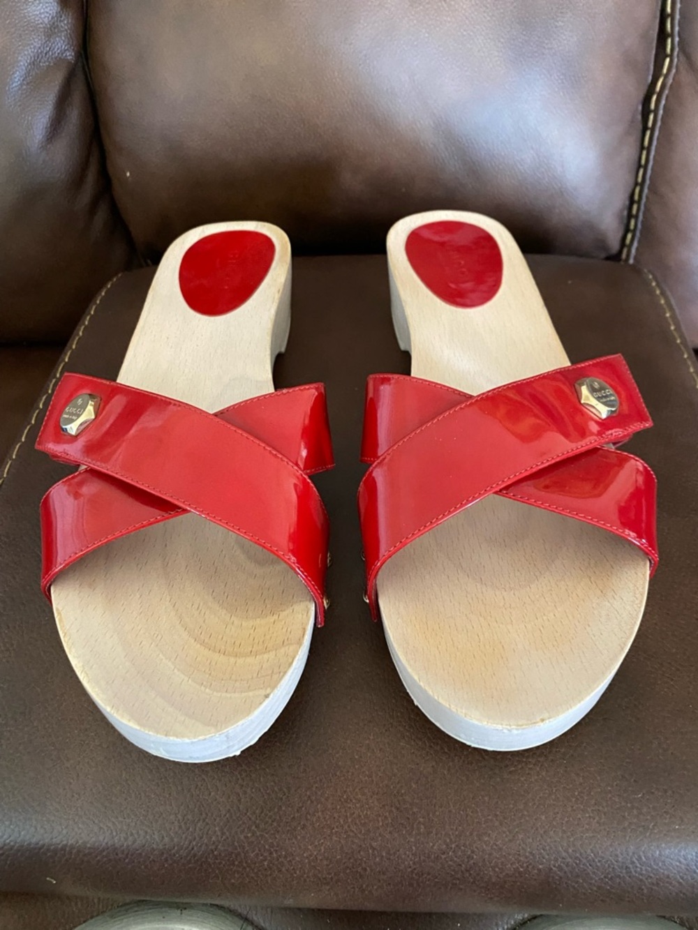 Gucci Red Patent Wood-Effect Slide Sandals - Women’s Size 8 - Picture 2 of 9
